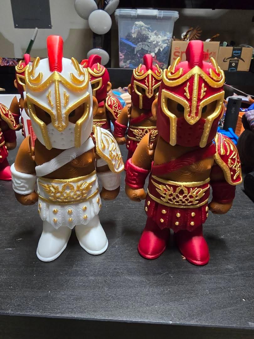 Savage King Bobble Head — Collector
